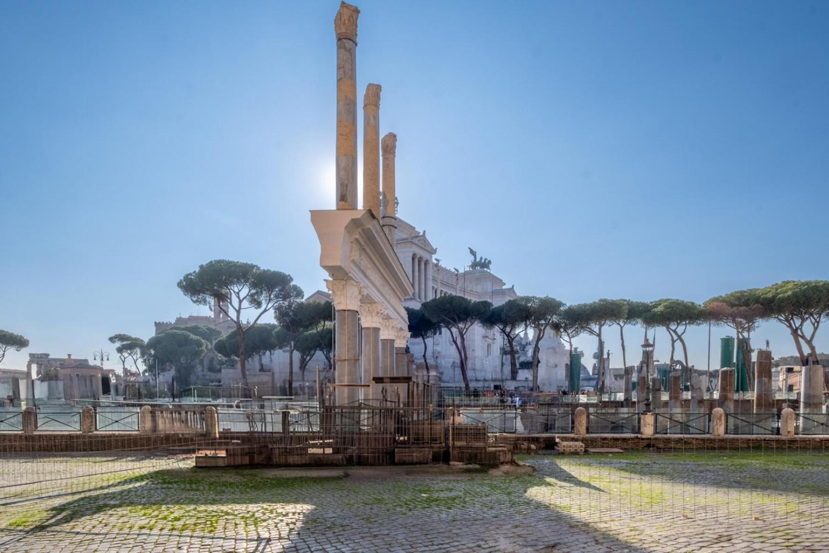 Elegant And Luxury Apartment @Altare Della Patria Rom Exteriör bild